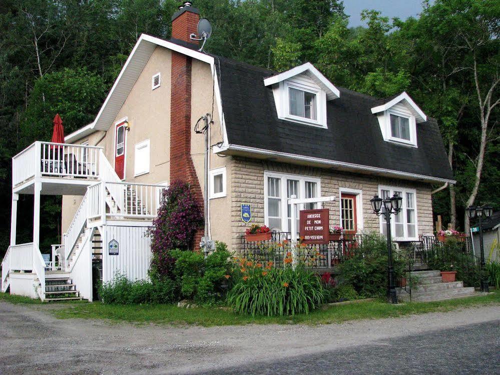 Auberge De Mon Petit Chum B&B Wakefield Esterno foto